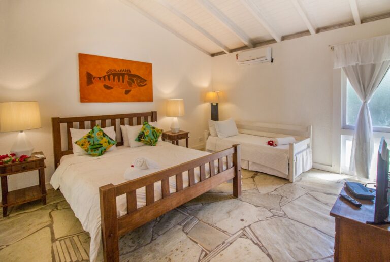 WhatsApp Image 2025-12-03 at 13.07.30 (1)