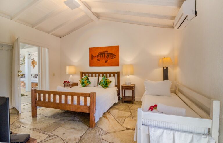 WhatsApp Image 2025-12-03 at 13.07.32 (2)